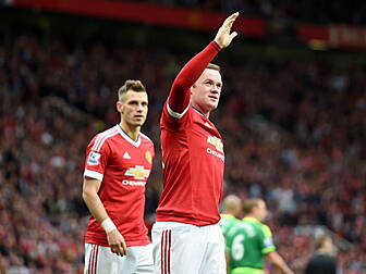Louis van Gaal urges Wayne Roo...